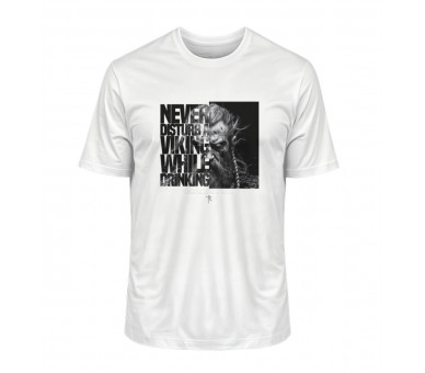 Never disturb a viking while drinking (EN) - Herren Premium Organic Shirt 2.0 ST/ST
