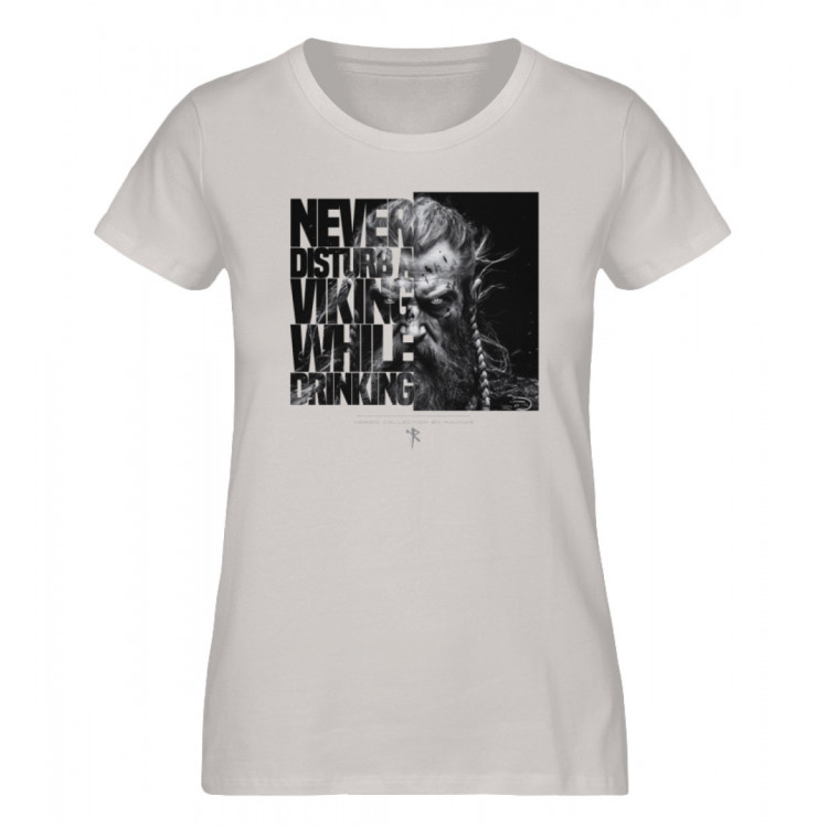 Never disturb a viking while drinking (EN) - Damen Premium Organic Shirt